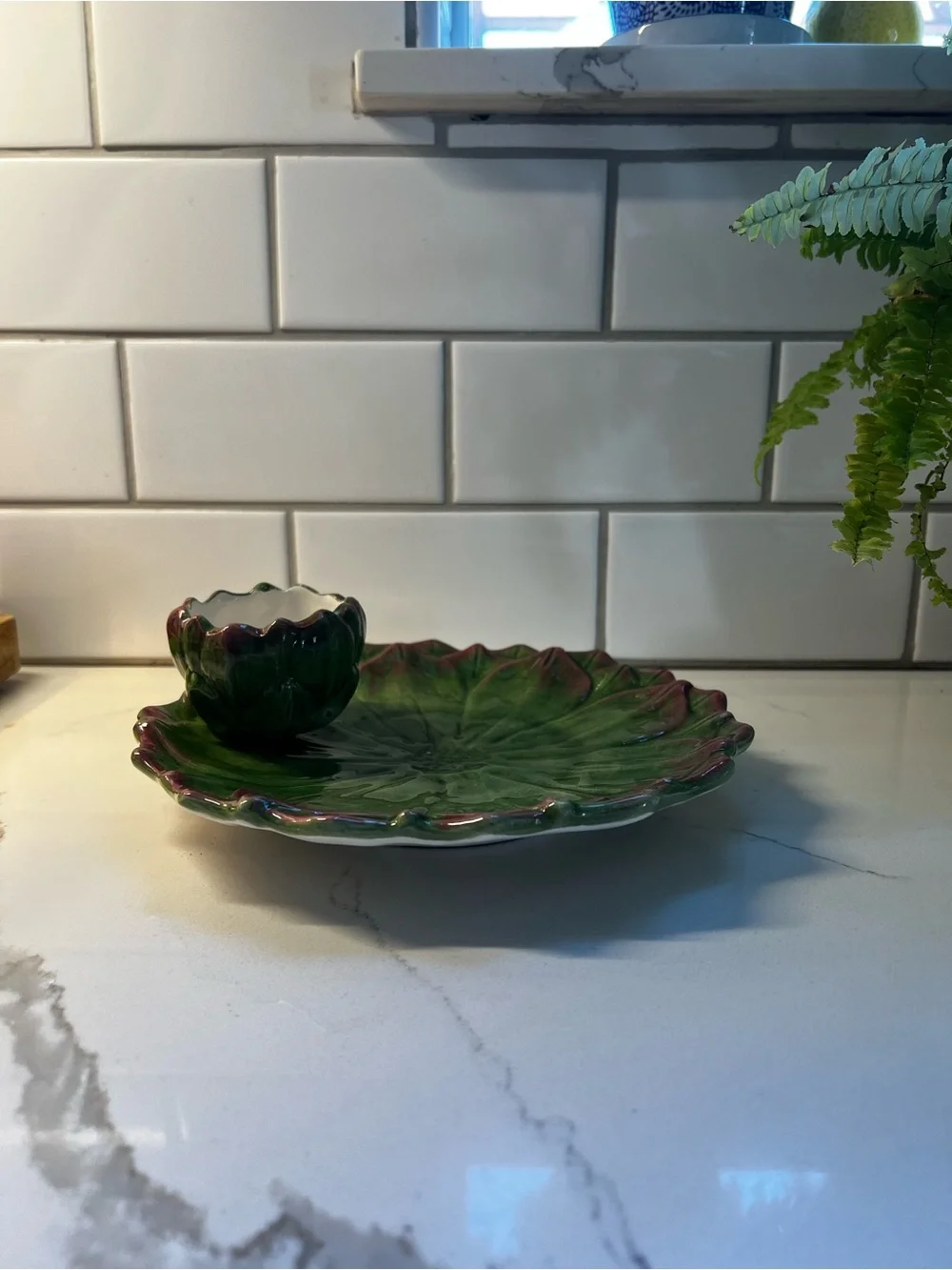 Sur La Table Artichoke plate with dip bowl made in Italy